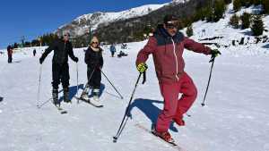 Esquiadores podrán disfrutar del cerro Catedral de Bariloche en el finde largo