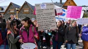Bariloche lleva moción de rechazo de la oferta salarial al Congreso de Unter