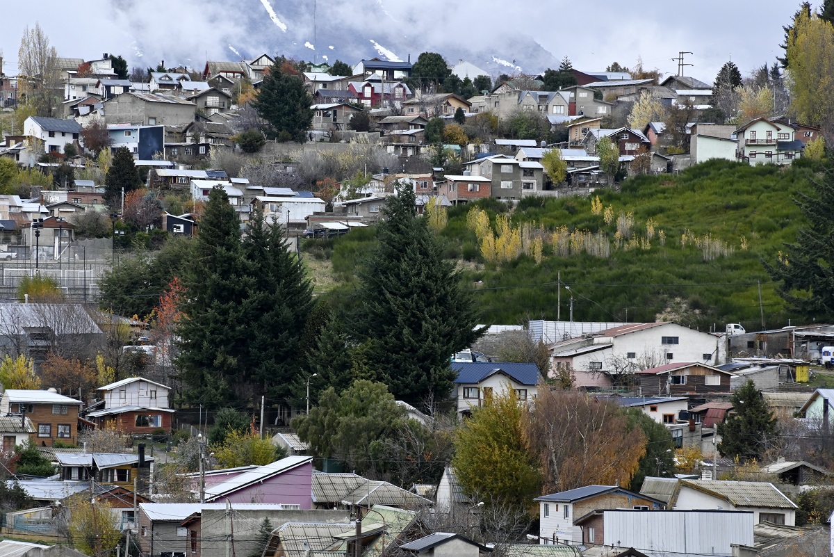 En Bariloche no habrá servicios públicos ni tampoco actividades para turistas el día del Censo 2022, para que se espere a los censistas en los hogares. Foto: Chino Leiva