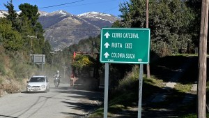 Hay resistencia en Bariloche al plan de asfalto que deberán pagar los vecinos