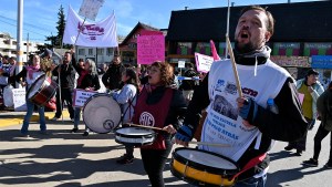 Los gremios en Bariloche se diferencian de las conducciones provinciales