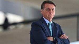 Bolsonaro destituyó al presidente de Petrobras y acusa a Bolivia de cortarle el suministro de gas