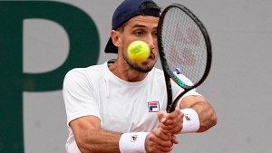 Otro argentino fue eliminado de Roland Garros: los que siguen en carrera