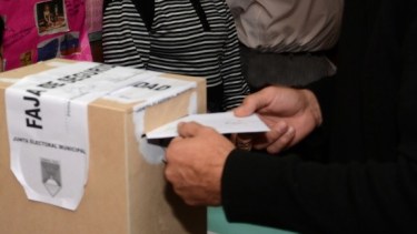 El municipio de Roca difunde desde la semana pasada el empadronamiento de extranjeros. 