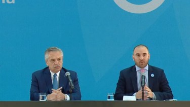 El presidente Alberto Fernández y el ministro de Economía, Martín Guzmán, buscan apuntalar la producción de vaca Muerta. (Foto: gentileza)