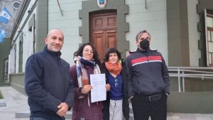 La sequía llegó a las puertas de la Casa de Gobierno en Neuquén