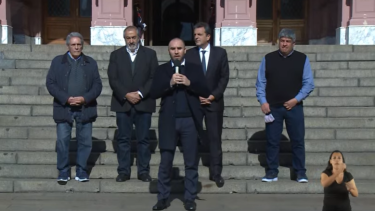 Guzmán y Massa estuvieron a cargo del anuncio. 