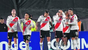 River, ya clasificado, recibe a Alianza Lima buscando ser uno de los mejores primeros: formaciones, hora y tevé