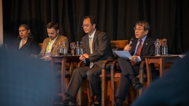 El embajador de Japón en Argentina estuvo en Bariloche, donde participó del encuentro organizado por el gobierno nacional. 
