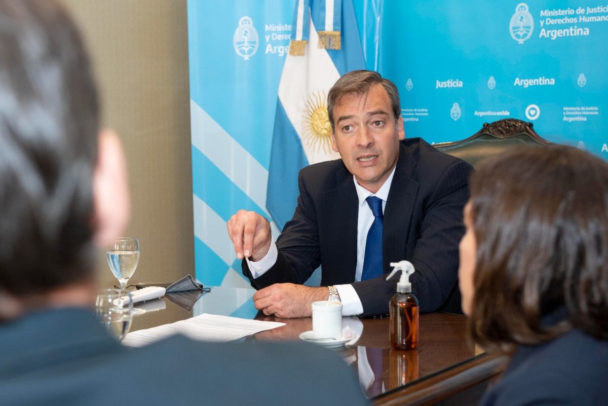 Soria señaló que hay que investigar quién financiaba al grupo que intentó matar a Cristina Kirchner. (Foto archivo).-