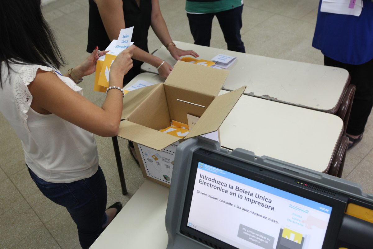 De cuánto es la multa por no votar en las elecciones del domingo en Neuquén 