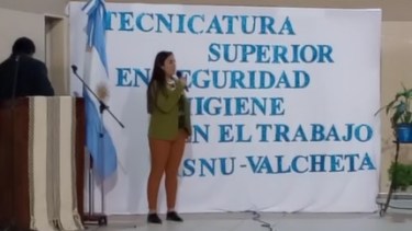 La intendente de Valcheta, Yamila Direne, resaltó la importancia de la nueva tecnicatura, proyectada en el desarrollo de la provincia. Foto: Gentileza. 