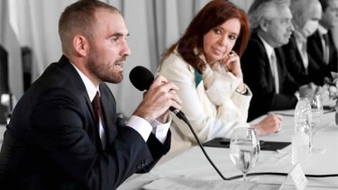 La puja de poder lentamente se convierte en hastío social