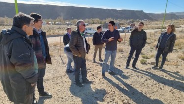 Una delegación de la UNRN visitó ayer Comallo. Foto: UNRN.