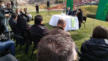 Gennuso presentó el programa «Bariloche para rionegrinos» en Regina