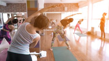 Los hábitos de vida saludables ayudan a transitar de mejor manera esta etapa de la vida. 