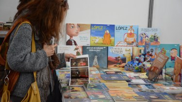 Feria del libro en Roca. Foto archivo.