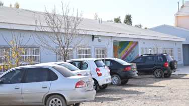 Comenzaron las mejoras en el CENS 21. Foto: Flor Salto