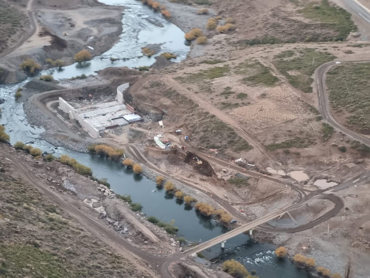 La microcentral hidroeléctrica del Norte Neuquino se comenzó a construir a mediados del 2020. Foto: archivo.