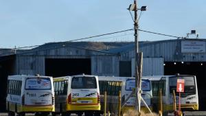 No se quieren mudar: Autobuses Neuquén apelará el traslado de la base de colectivos