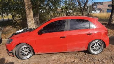 Encontraron las llaves del auto robado, marihuana, una balanza y seis celulares. Foto: Gentileza.
