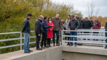 La gobernadora protagonizó una inauguración en Roca, donde expuso sus argumentos para los cambios en Educación.