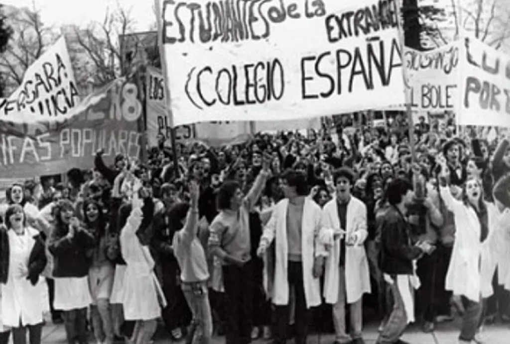 Estaba acusado de participar de las tareas de secuestro de estudiantes secundarios que reclamaban por el boleto estudiantil. Foto: Perfil Cedoc