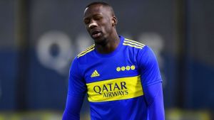 Alerta en Boca: se lesionó Advíncula y se pierde el partido ante Cali por la Libertadores