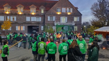 ATE acampa en Viedma a la espera de la paritaria en el Ministerio de Economía