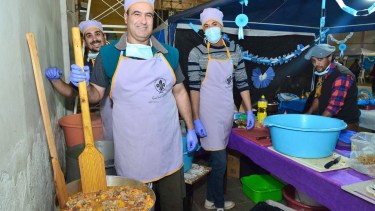 En el polideportivo de Godoy se celebra la Fiesta Provincial del Locro en adhesión a la fecha patria. (Foto Néstor Salas)
