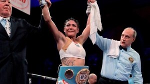 Carabajal logró el título después de un polémico fallo