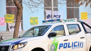 Le robaron su moto mientras estaba trabajando en el Policlínico de Cipolletti