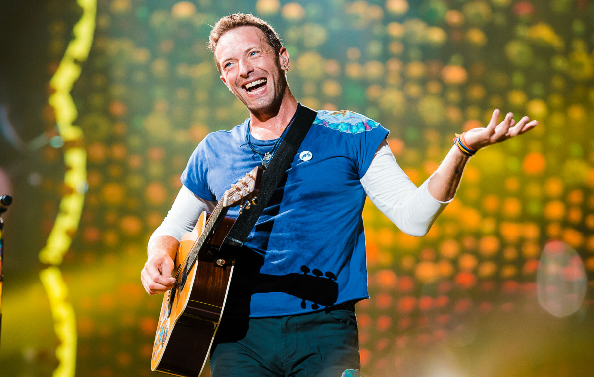 Cris Martin, líder de Coldplay que batió el récord de 10 shows en Argentina. 