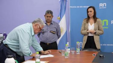La provincia reconoció en Viedma al Consejo de Bienestar Policial. Foto: Prensa Río Negro.