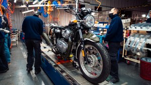 El Grupo Simpa abre nueva planta en Argentina para fabricar motos y herramientas