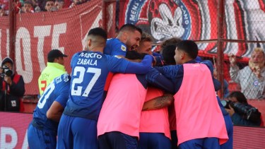Tigre viene de eliminar a Argentinos Juniors en la cancha de Huracán. 