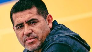 Riquelme dijo que el club tomará medidas con Villa cuando falle la justicia