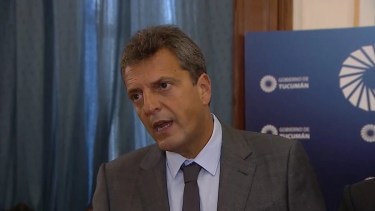 El presidente de la Cámara de Diputados, Sergio Massa preveía llegar este lunes a Viedma. 