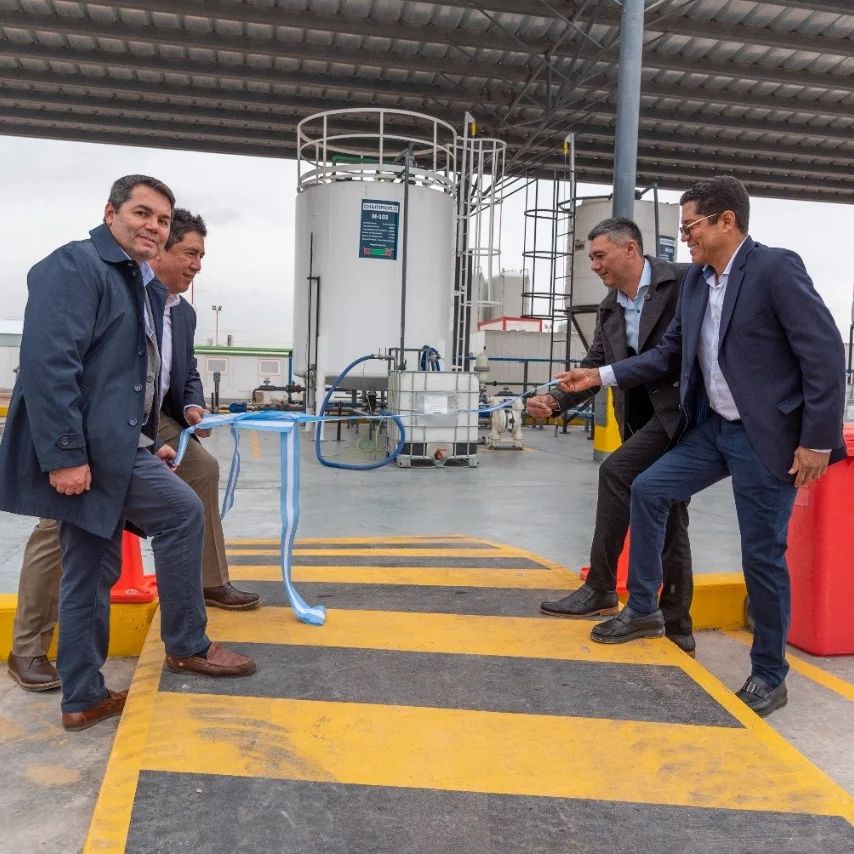 Autoridades locales, provinciales y referentes de la firma inauguraron las instalaciones en Vaca Muerta. Foto: intendente Milton Morales.