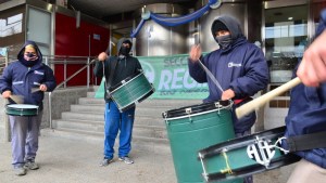 Municipales de Regina se movilizan para reclamar por una mejora salarial