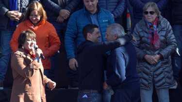 El acto partidario se anunció inclusivo para todos los sectores forman parte, aunque las invitaciones son azules (foto archivo)