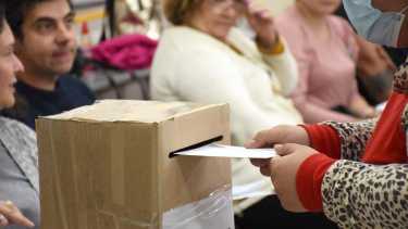 En la primera vuelta, la lista encabezada por la exdecana de la Gentile, obtuvo el 42,67% de los votos, mientras que el sector de Ponce de León, reunió el 33,36%. (Foto archivo Matías Subat).-