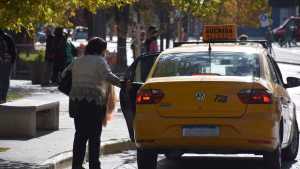 Fiesta de la Confluencia 2024 en Neuquén: dónde están las paradas de taxis especiales