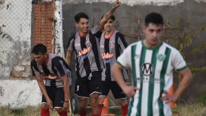 Buena Parada le ganó a Atlético y lo superó en la cima de la Liga de Río Colorado