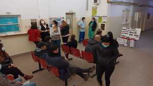 Adanil y el hospital de Roca en retención de servicios por salarios y condiciones de trabajo