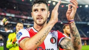 Marcos Senesi fue citado por Scaloni para la selección