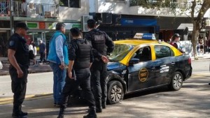 Murió el taxista que atropelló a las turistas francesas en Palermo tras sufrir un ACV