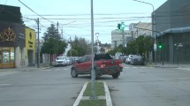 Imagen de Están en marcha los semáforos en Viedma y se recordó la prohibición de girar hacia la izquierda