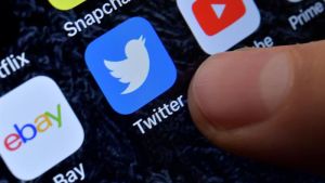 EEUU multa a Twitter en USD 150 millones por violación de datos confidenciales