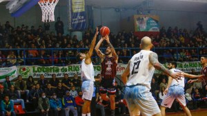Deportivo Viedma va por la victoria para estirar la definición en la Liga Argentina de Básquet